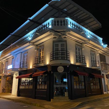 Hotel Valcon Санта Роса де Кабал Екстериор снимка