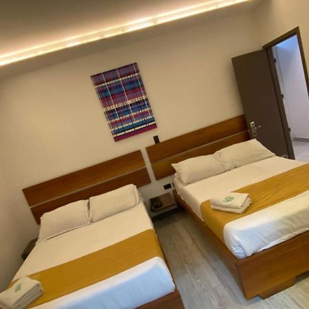 Hotel Valcon Санта Роса де Кабал Екстериор снимка
