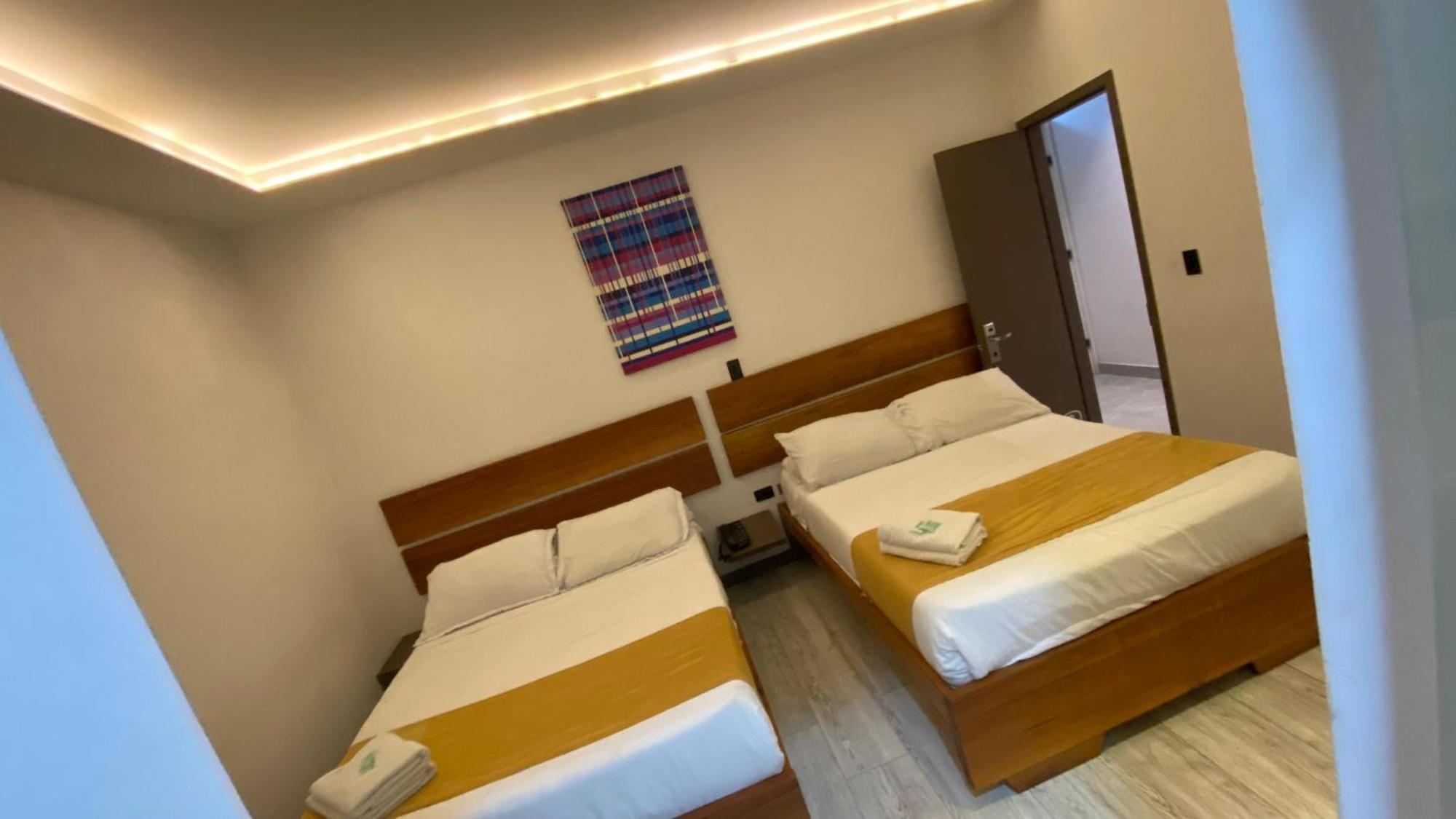 Hotel Valcon Санта Роса де Кабал Екстериор снимка
